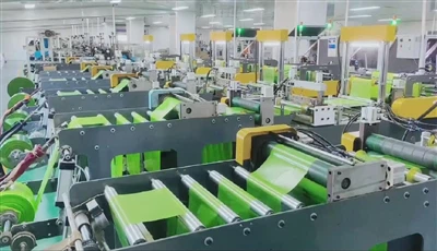 Principio di funzionamento della produzione di sacchetti di imballaggio in pl...